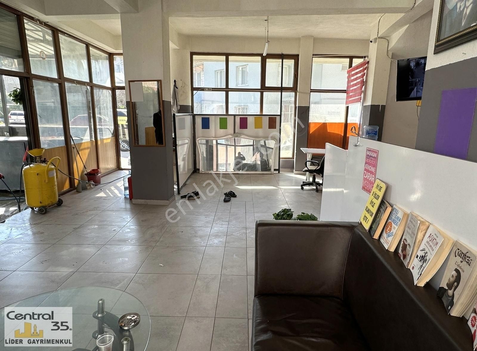Central 35 Lider Akıncılar Bodrumlu Köşe Dükkan Kiracılı