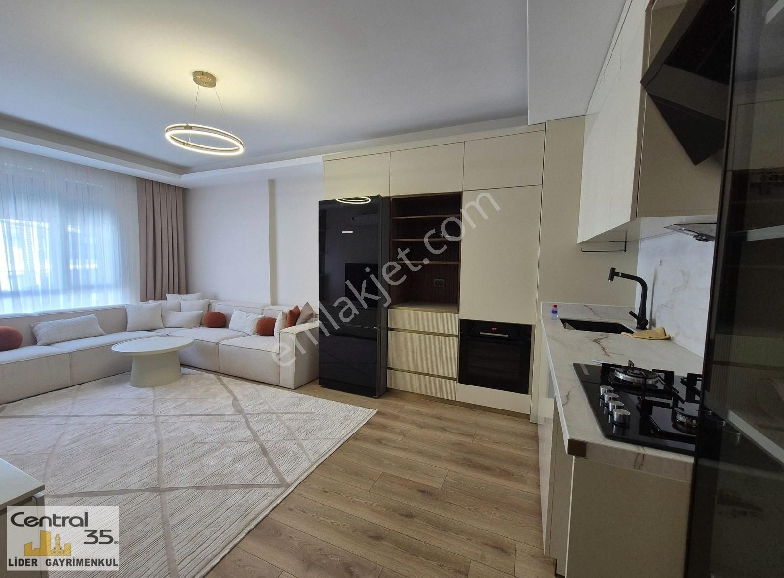 Central 35 Den Irmak Mh.80 M2 2+1 Havuzlu,güvenlikli,otoparklı