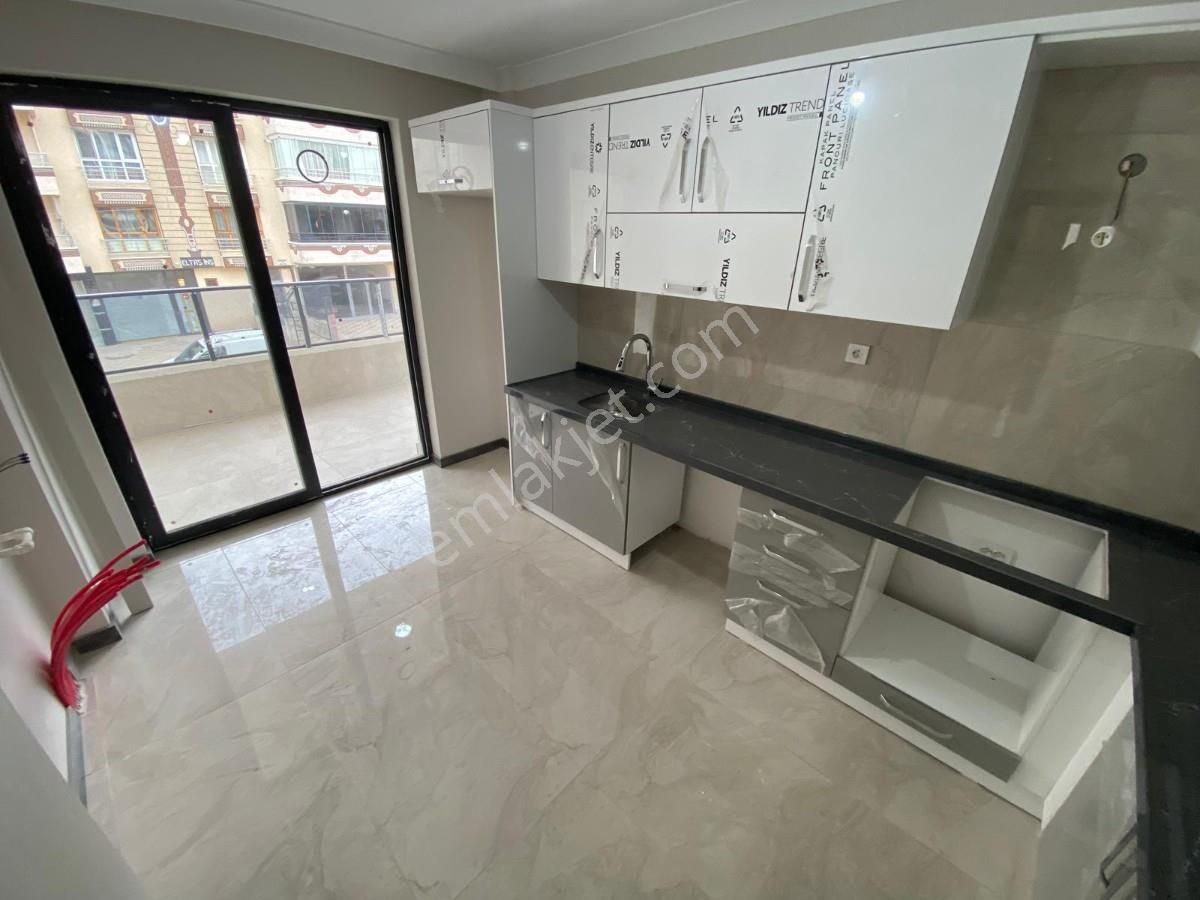 Sincan Pınarbaşı Mah 3+1 Ultra Lüks Yapılı Ara Katta Sıfır Daire