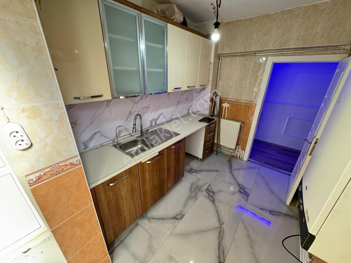 Sincan Mareşal Çakmak Mh 3+1full Yapılı Bağımsız Ara Katta Daire