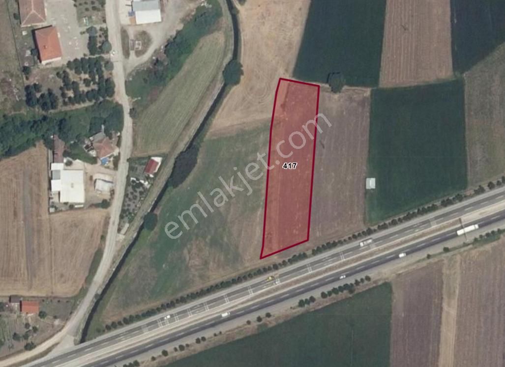 Karacabey'de Bursa-izmir Yoluna Cephe Satılık 3900 M2 Tarla
