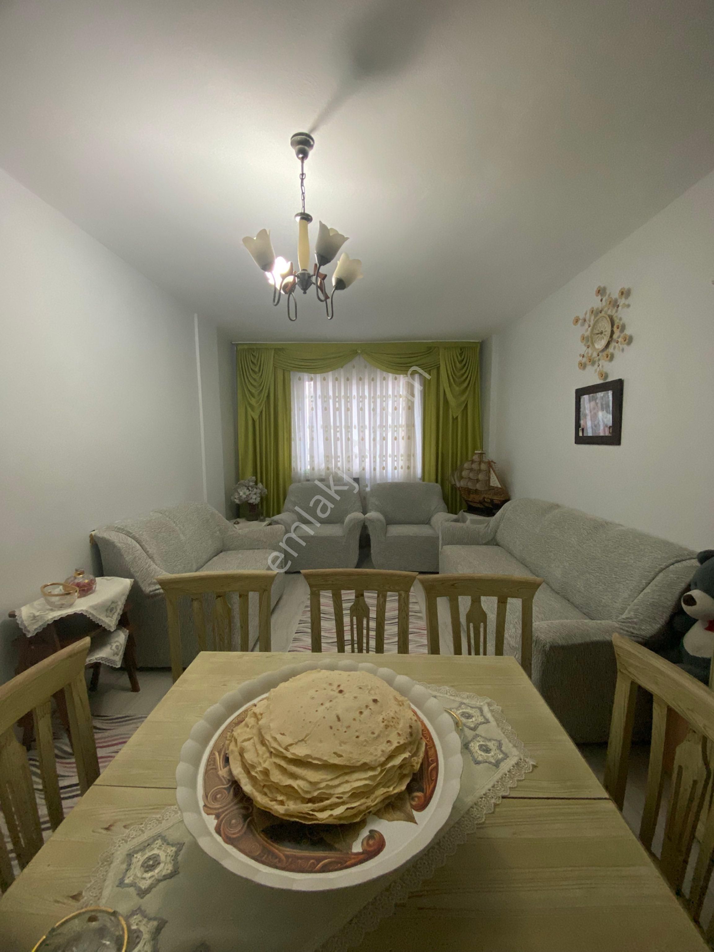 Fiber Emlak Akhisar Atatürk Mh Satılık Doğalgazlı Masrafsız Daire