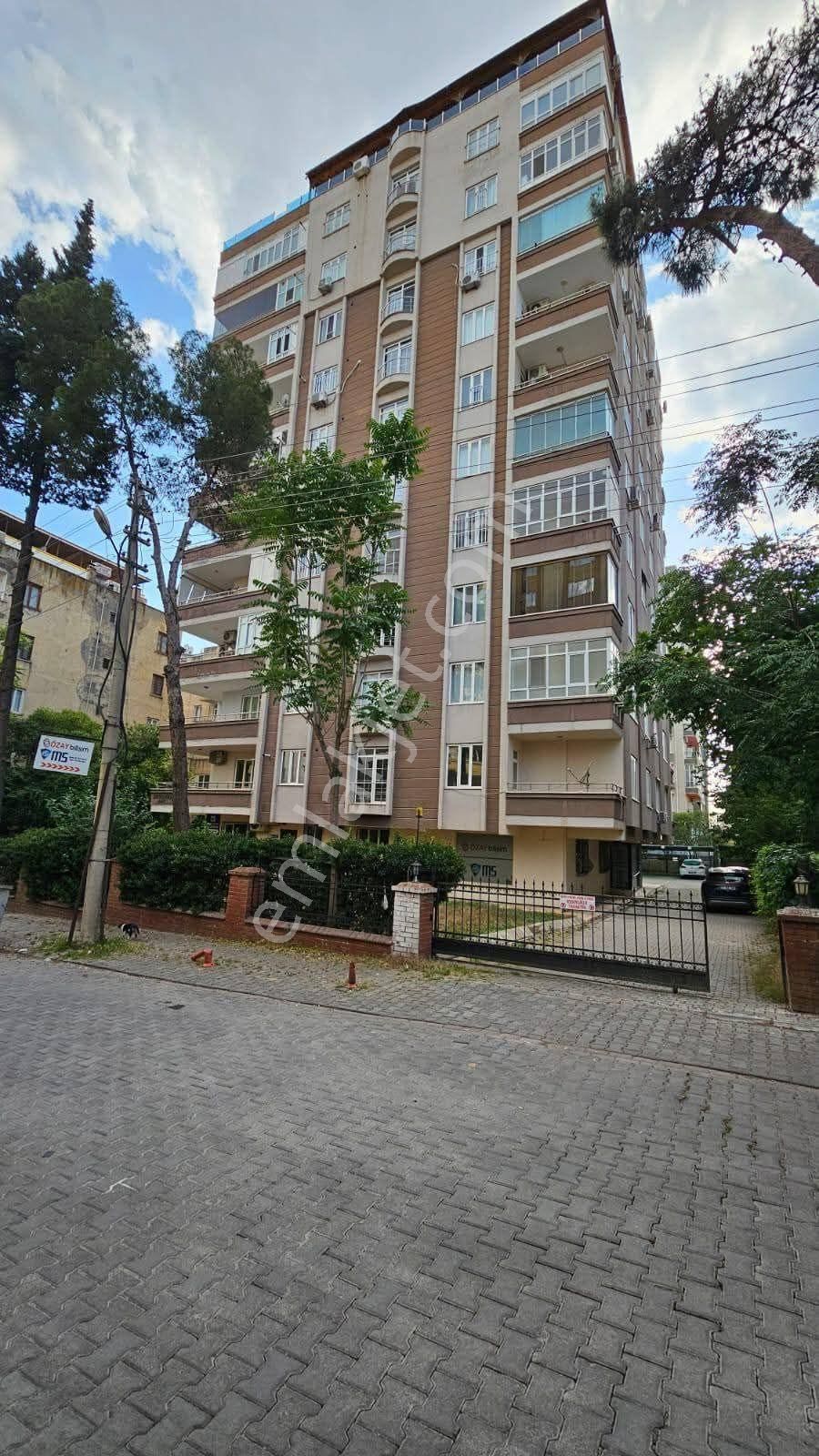 Aslan Emlaktan Acil Satılık 5+1 Lüx Daire