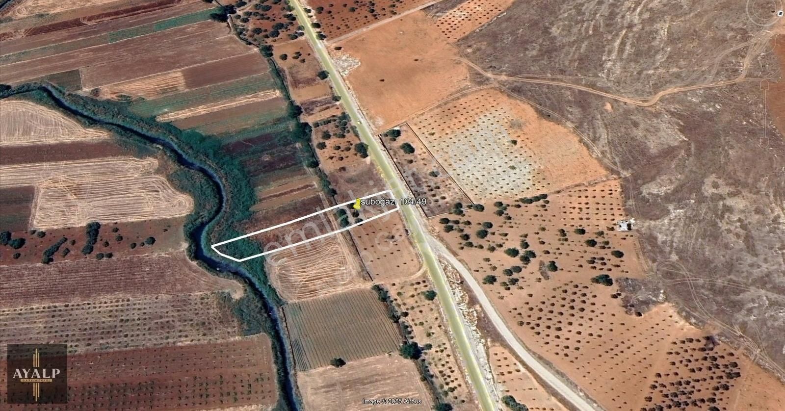 Suboğaz'da Satılık Asfalt Üstü Tek Tapu Arazi