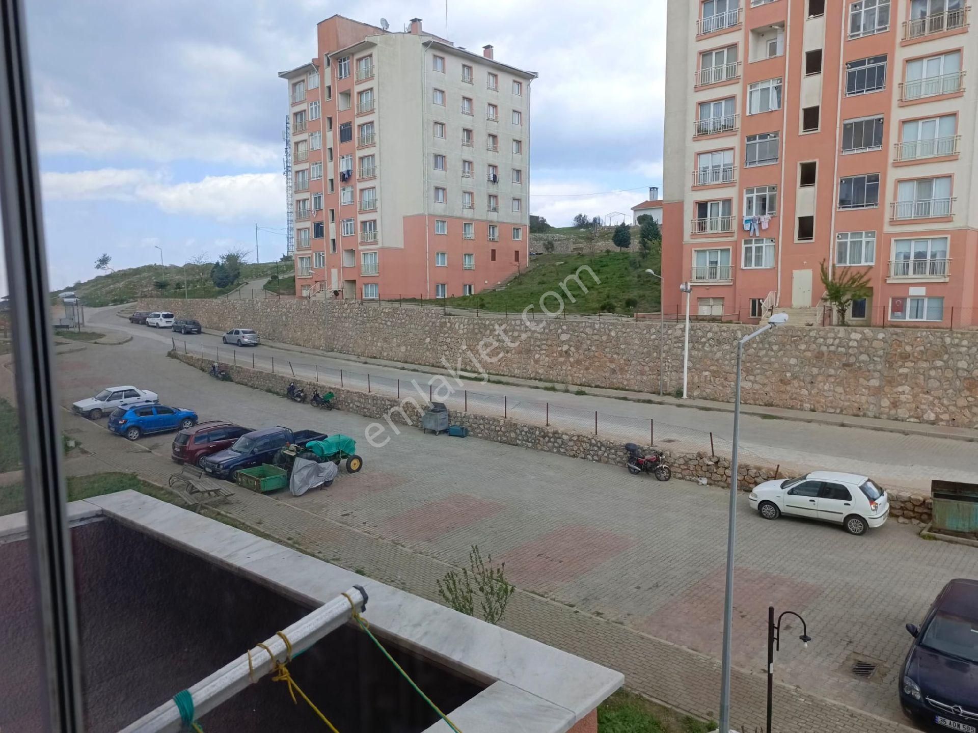 Yatırım Gayrimenkul Den Edincik 2.etap Tokide Ara 2 Kat Satılık Daire