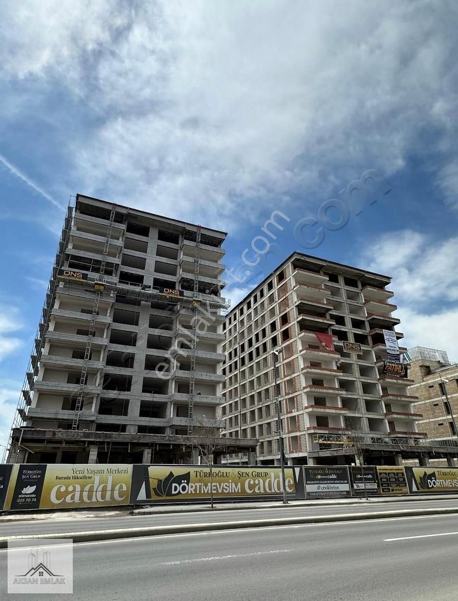 Aksan Emlak'tan Dörtmevsim Cadde Konut. Satılık Lüks Daireler!