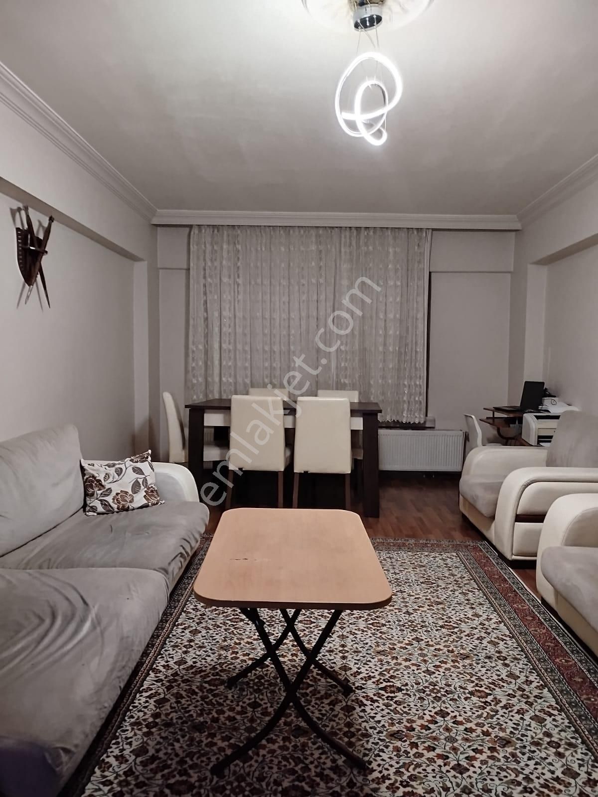 Peyami Safa'da 110m2 3+1 Yapılı Çift Balkon Yalıtımlı Salon Bağımsız Otoparklı Kuzeydoğu Satılık