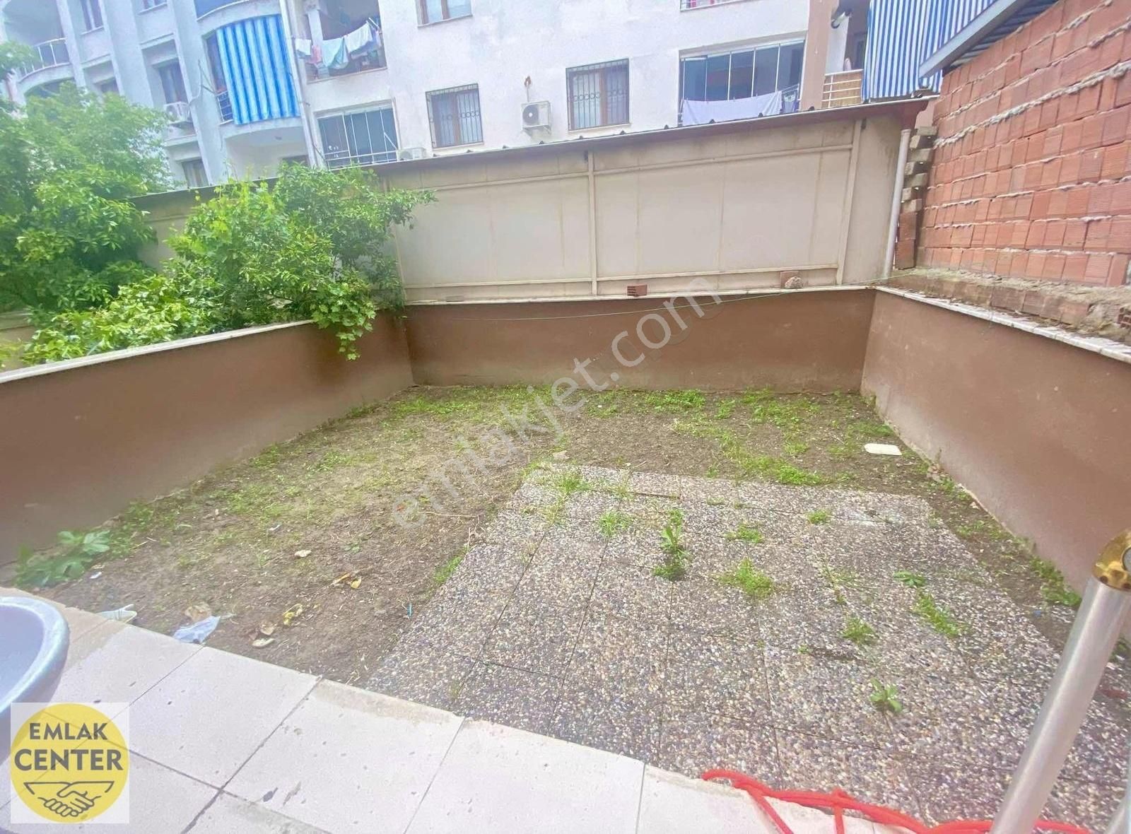 Muradiye Mahallesi 1+1 Kapalı Mutfak, Bahçeli Ve Balkonlu Daire