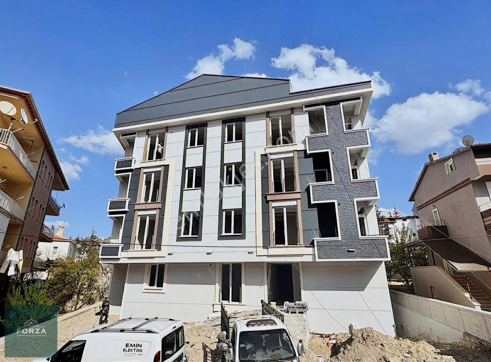 *forza Emlak*güzelyurt Mah. 1+1 Satılık Lüx Daire