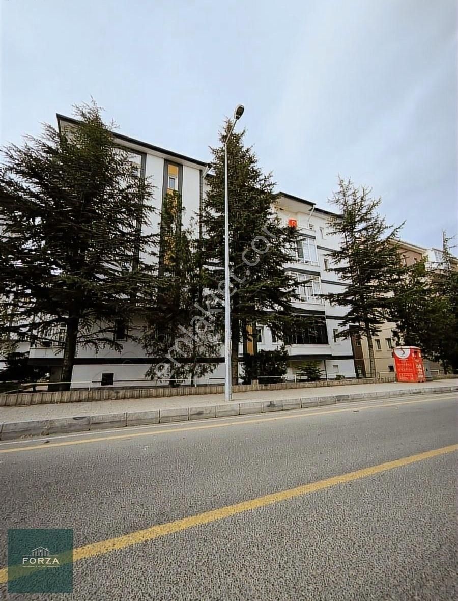 *forza Emlak*2000 Evler Üniversite Bölgesi Site İçinde 3+1 Daire
