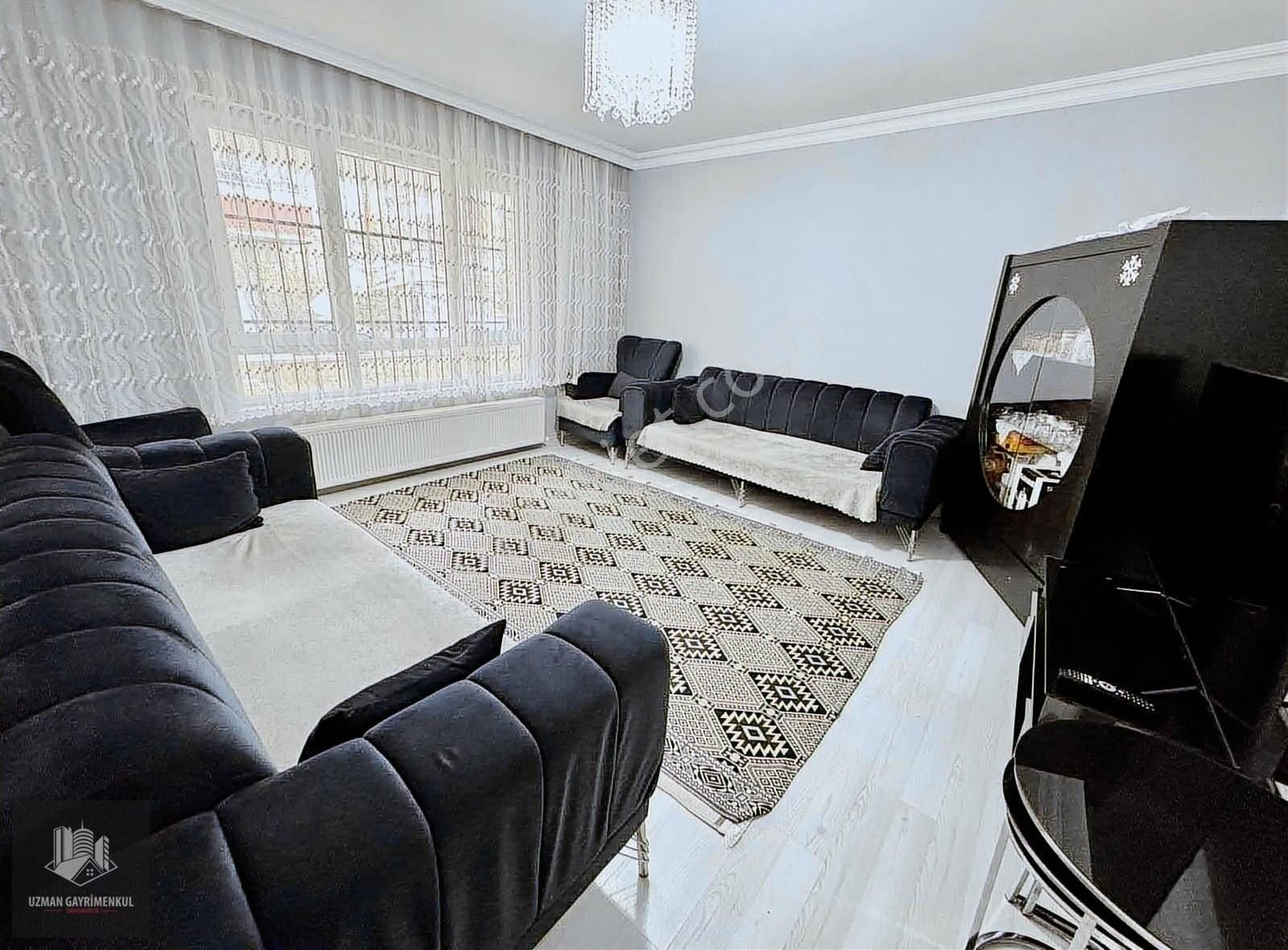Uzman'dan Köroğlu Parkı Yakını 2+1 Giriş Kat Kupon Daire