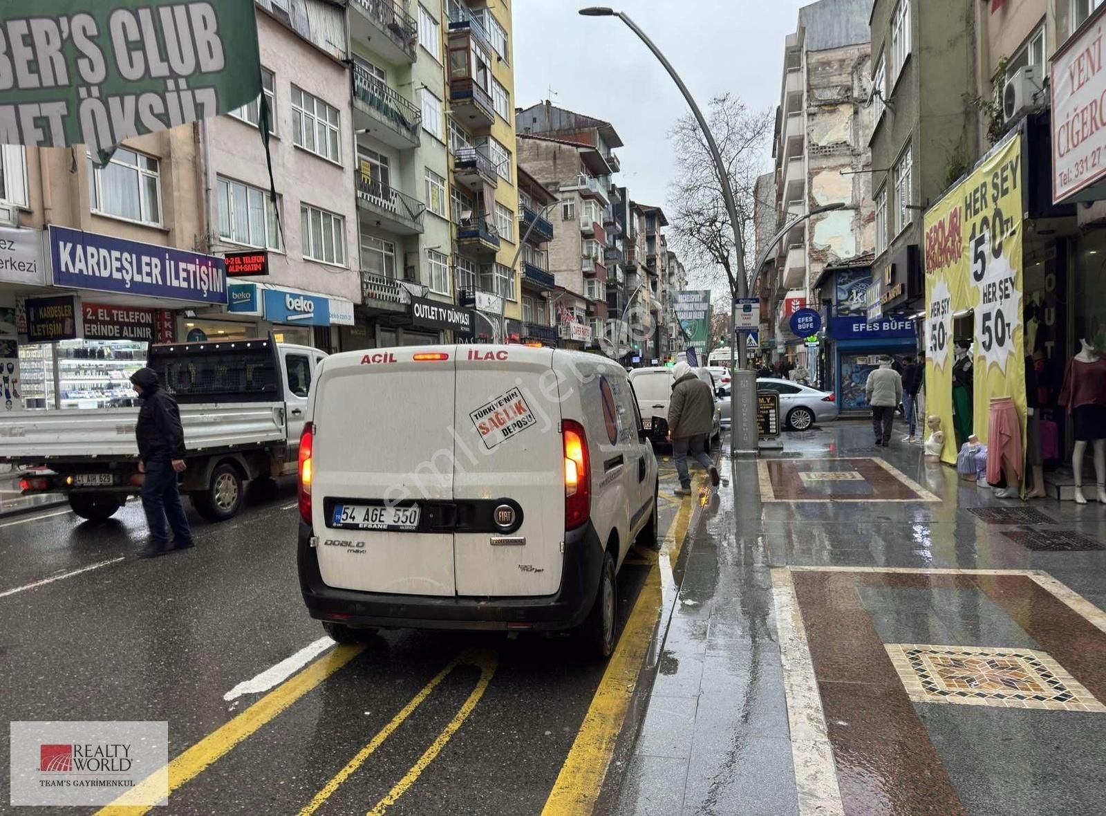 245 M2 Merkezde Fırsat Dükkan !!
