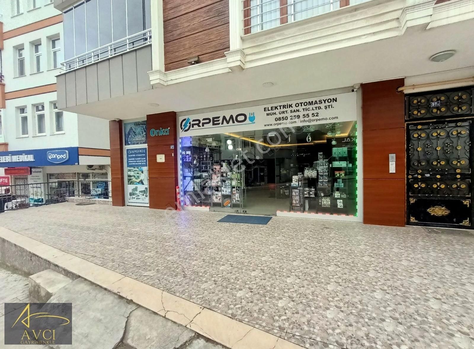 Avcı'dan Şahincili Mahallesinde 330 M² Satılık İşyeri