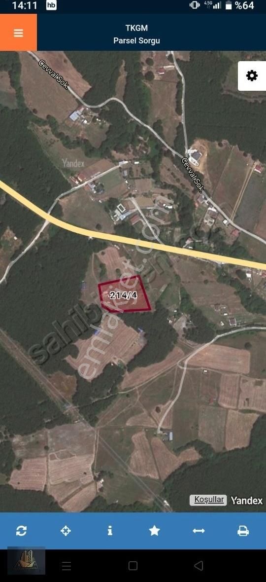 Dostum Gayrimenkul Binkılıç'ta 400 M² Satılık Tarla