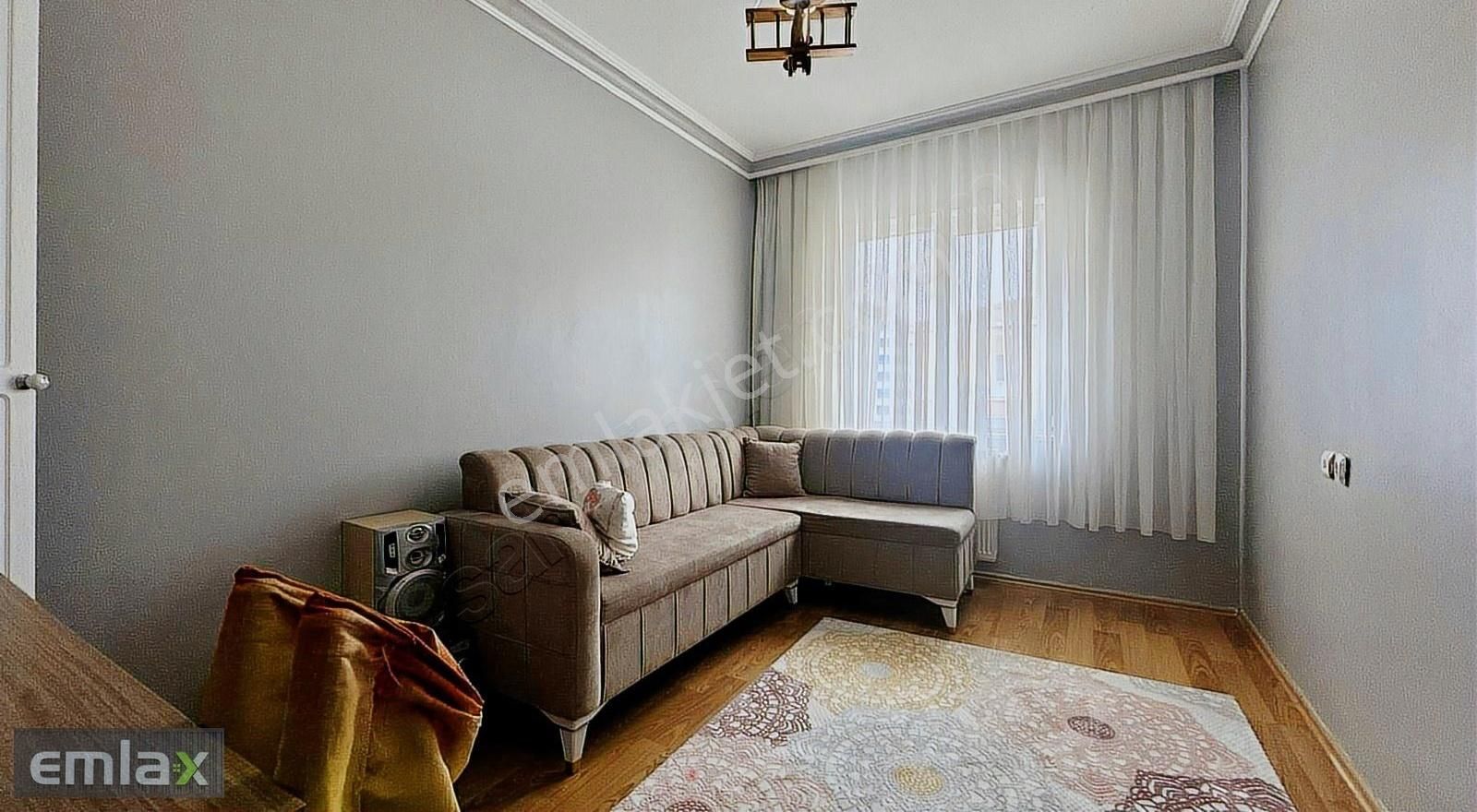 Emlax'tan Pursaklar Saray'da Katta Masrafsız Ebeveyn Banyolu 3+1
