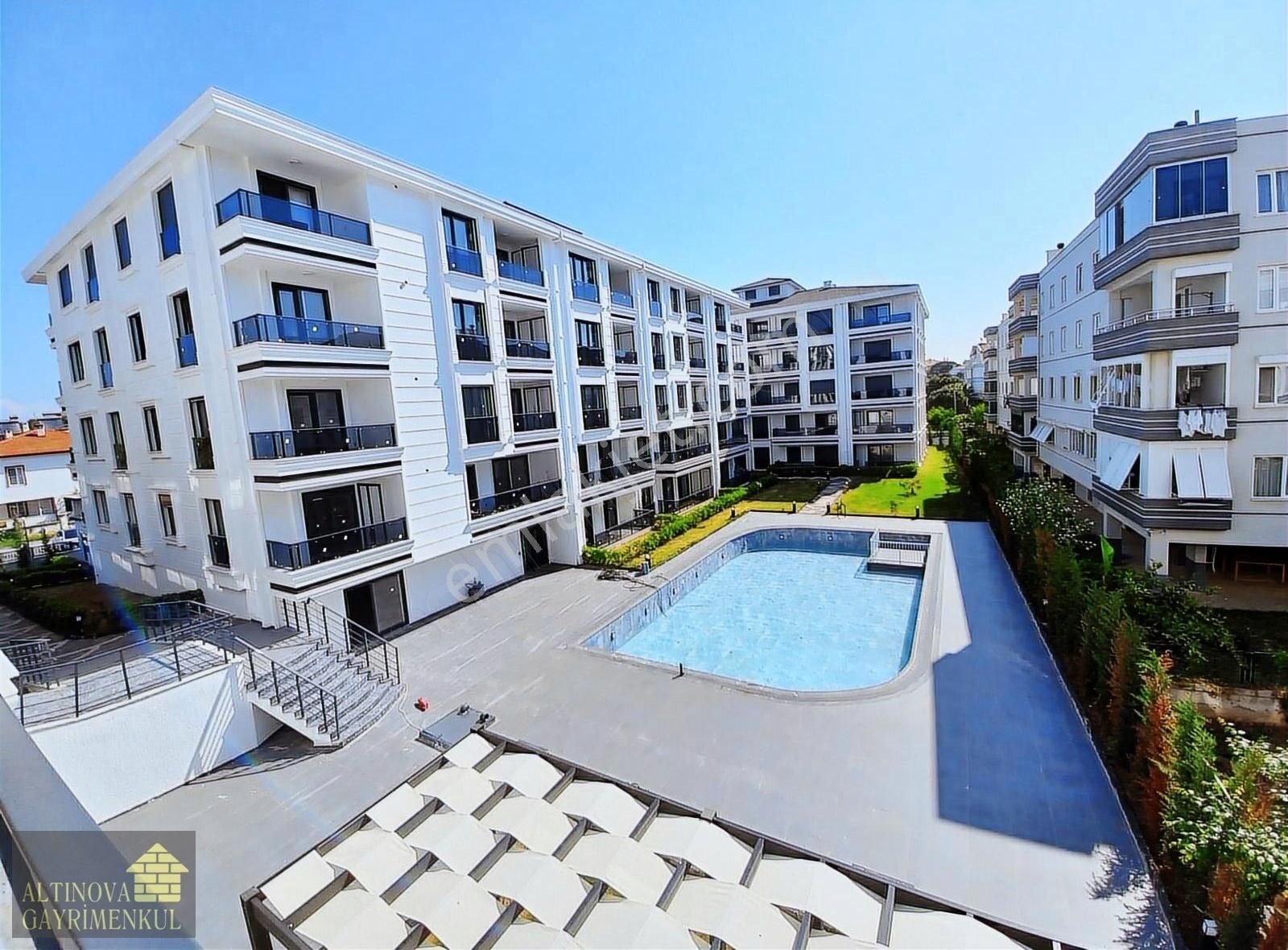 Sarimsakli Merkezde Denize 600 Metre Uzaklıkta Mükemmel Daire