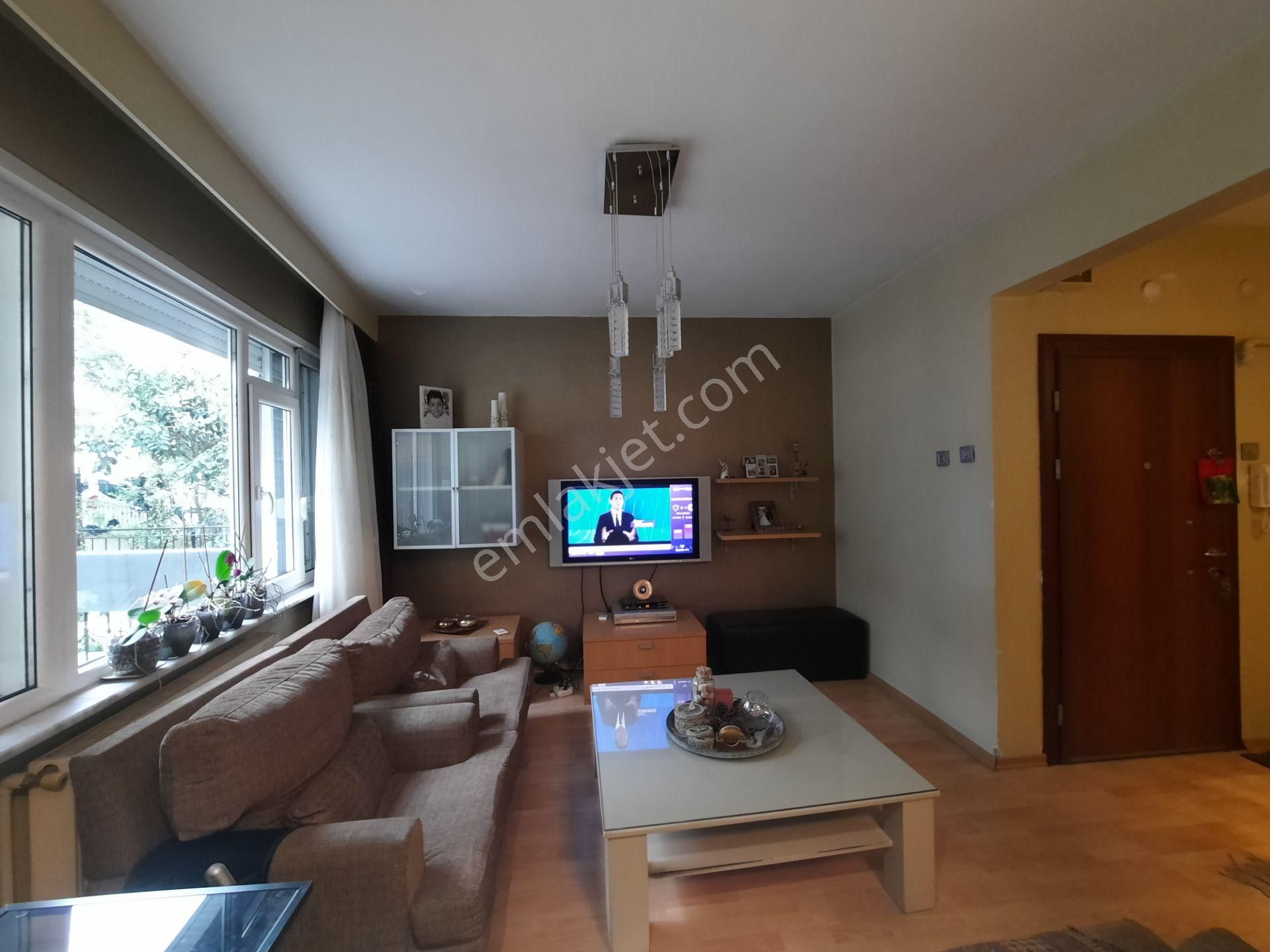 Mecidiyeköy Astoria Arkası 3+1 95 M2 Kombili Çift Balkonlu Jakuzili Eşyalı Ferah Giriş Daire