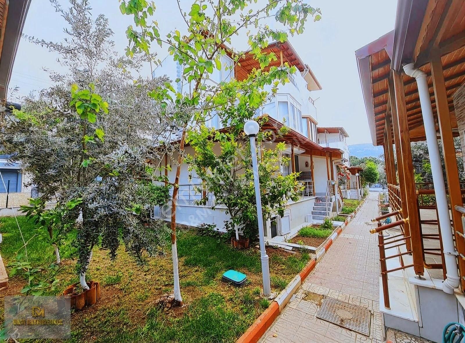 Akbük'te 3+1 Bitişik Nizam Villa Site İçi Denize 600 Metre - Görsel 35