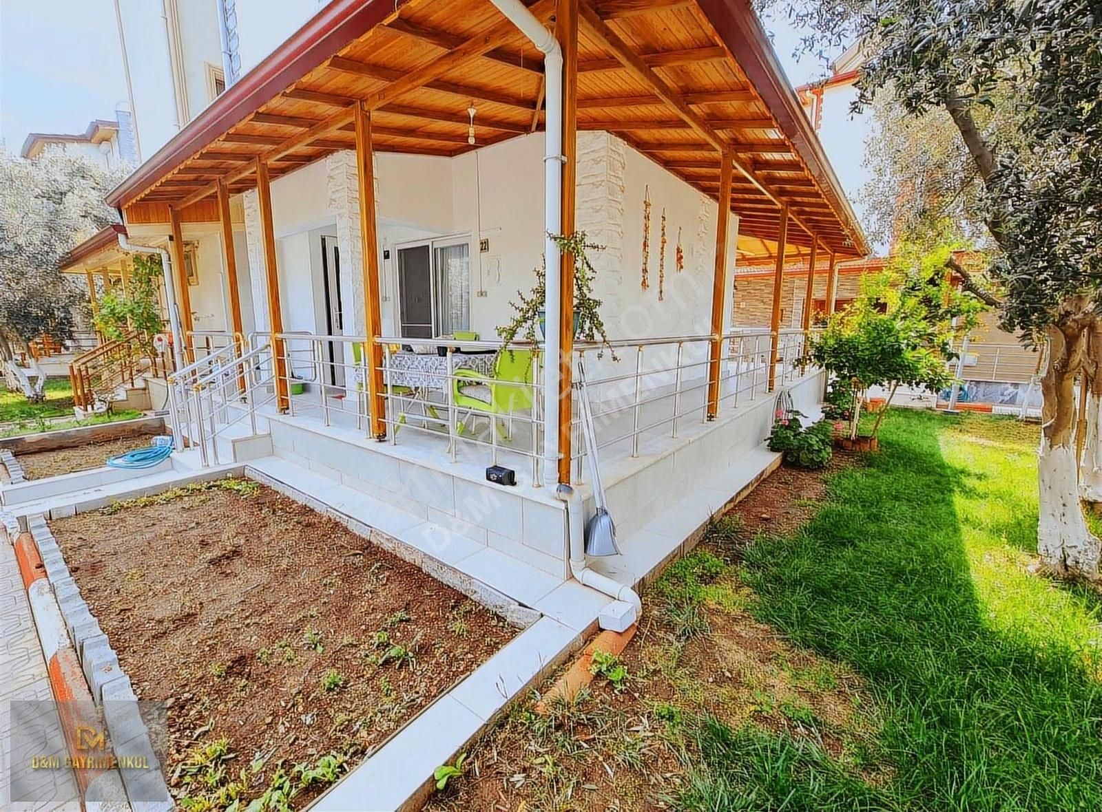 Akbük'te 3+1 Bitişik Nizam Villa Site İçi Denize 600 Metre - Görsel 11
