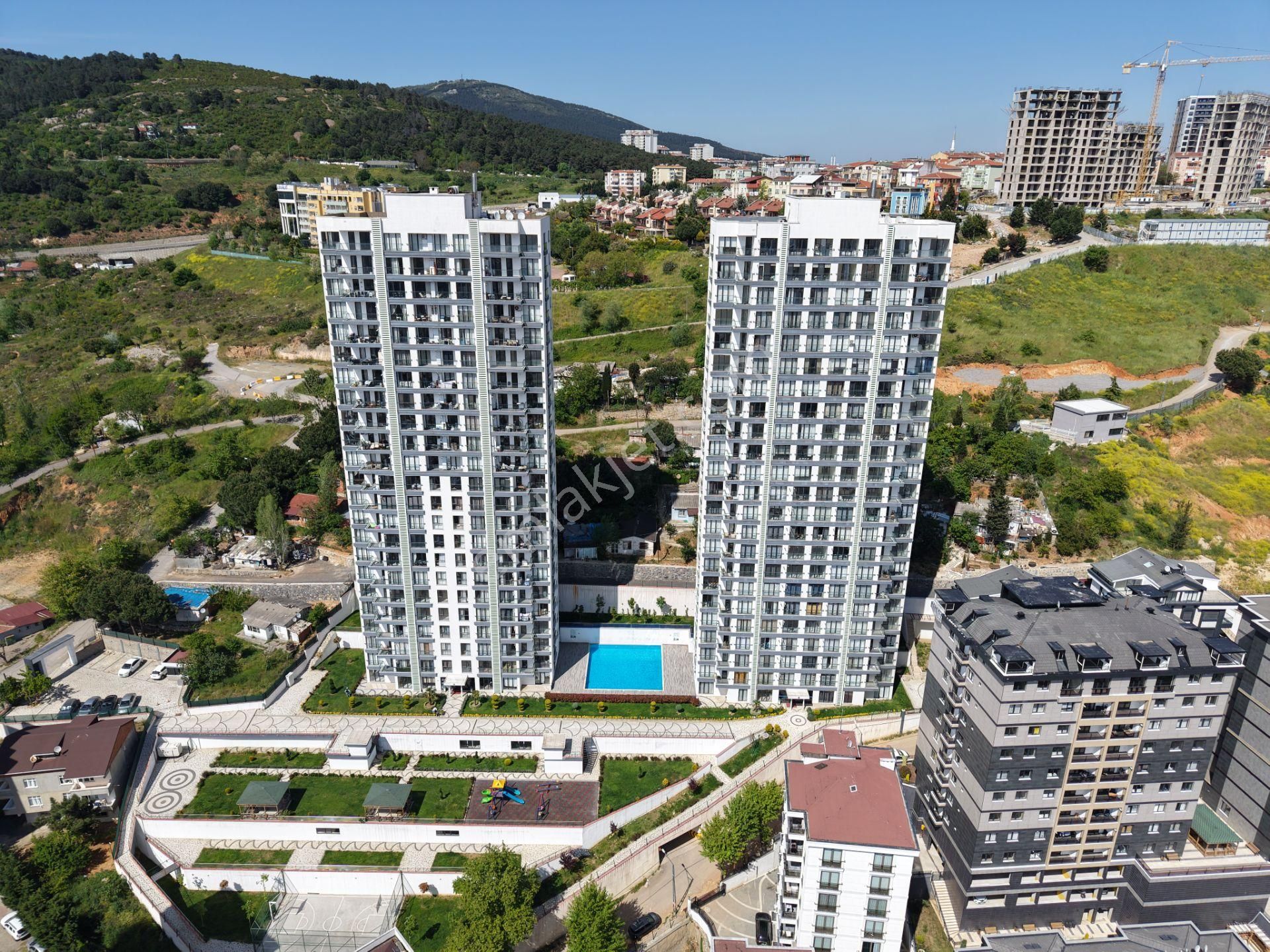 Kartal Şehr-i Deniz 8.katta Büyük Tip 2+1 Satılık Daire
