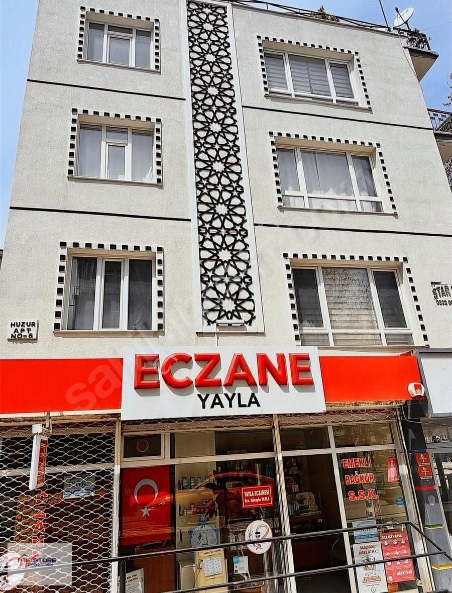 Cadde Üzerinde Köşebaşı 2+1 Satılık Daire