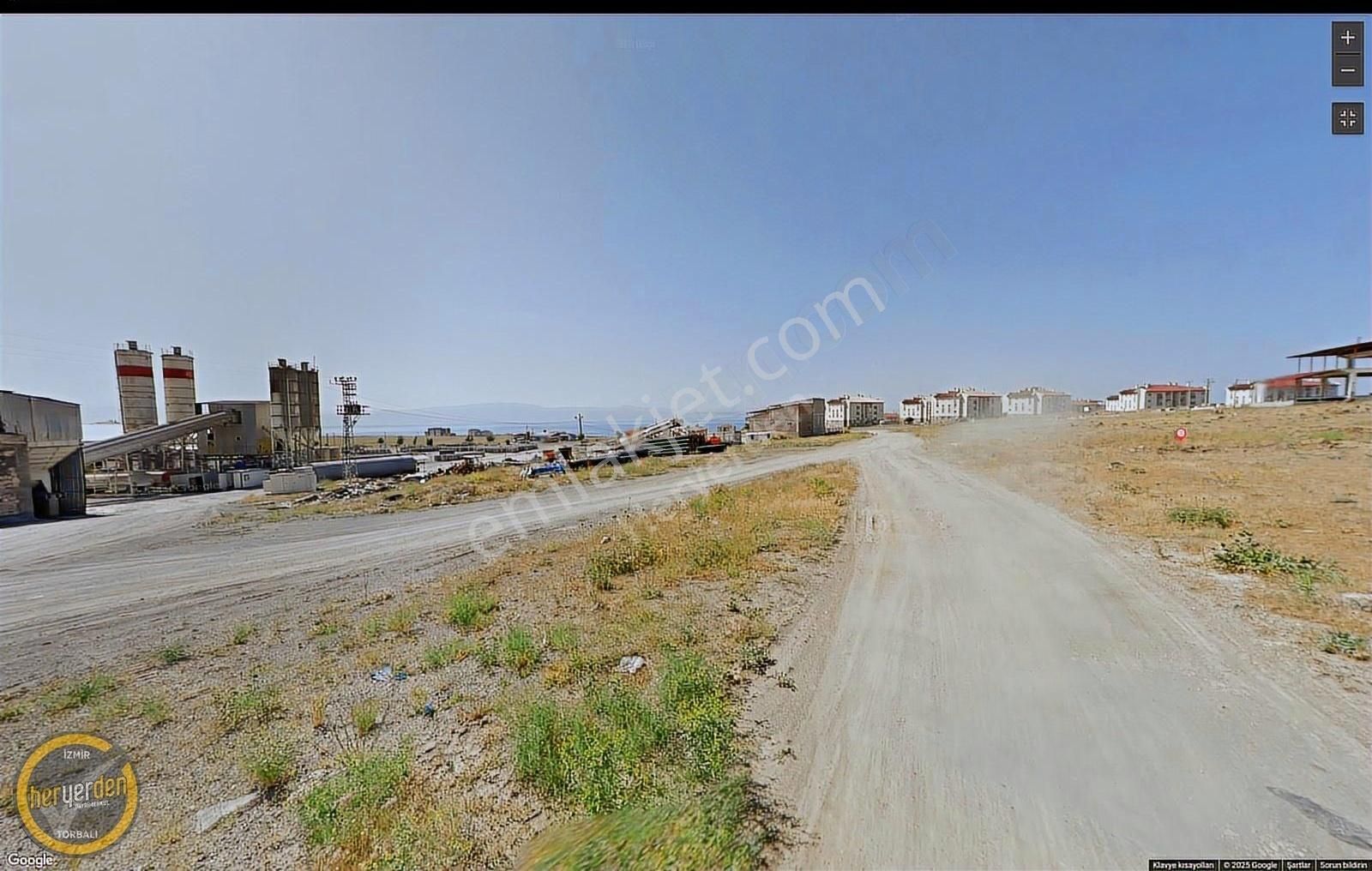 Erciş Sanayi Sitesinde 139m2 Acil Satılık Sanayi Arsası