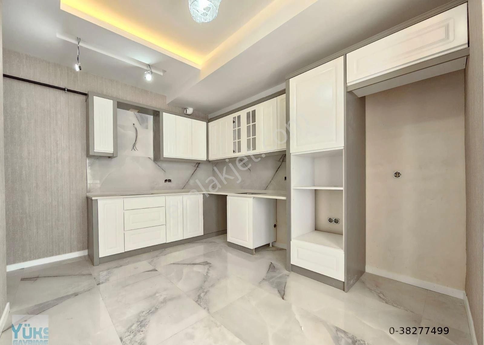 Denizli Şemikler De 2+1 120 M2 Naz Bayrak Mevkii Satılık Son Daire