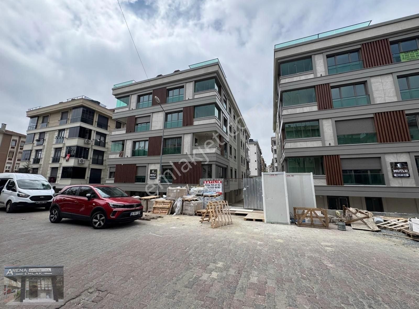 Bahçelievler Sadrialışık Parkı Yanı Sıfır Binada 3+1 117m2 3.kat