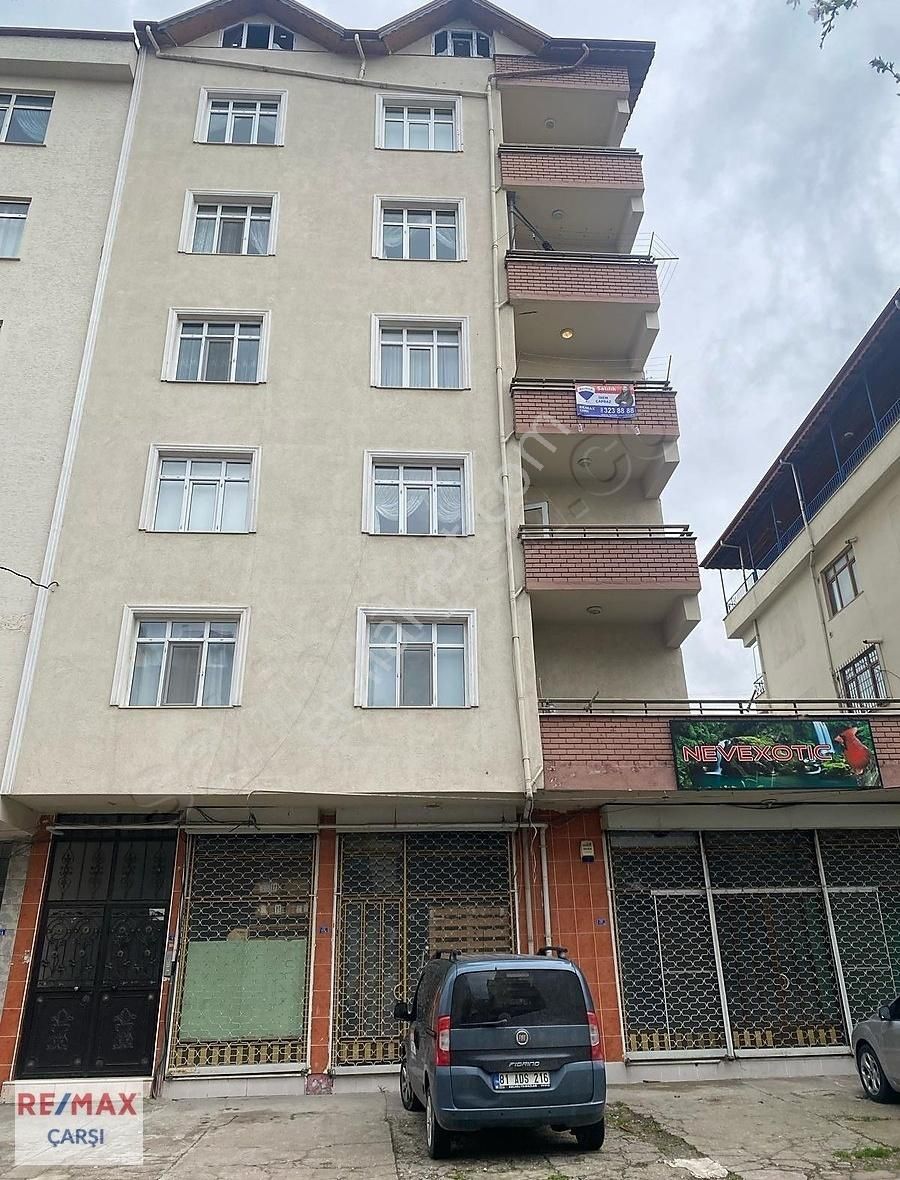Remax Çarşı'dan Körfez Atalar Mah.'de 3+1 Arakat Satılık Daire