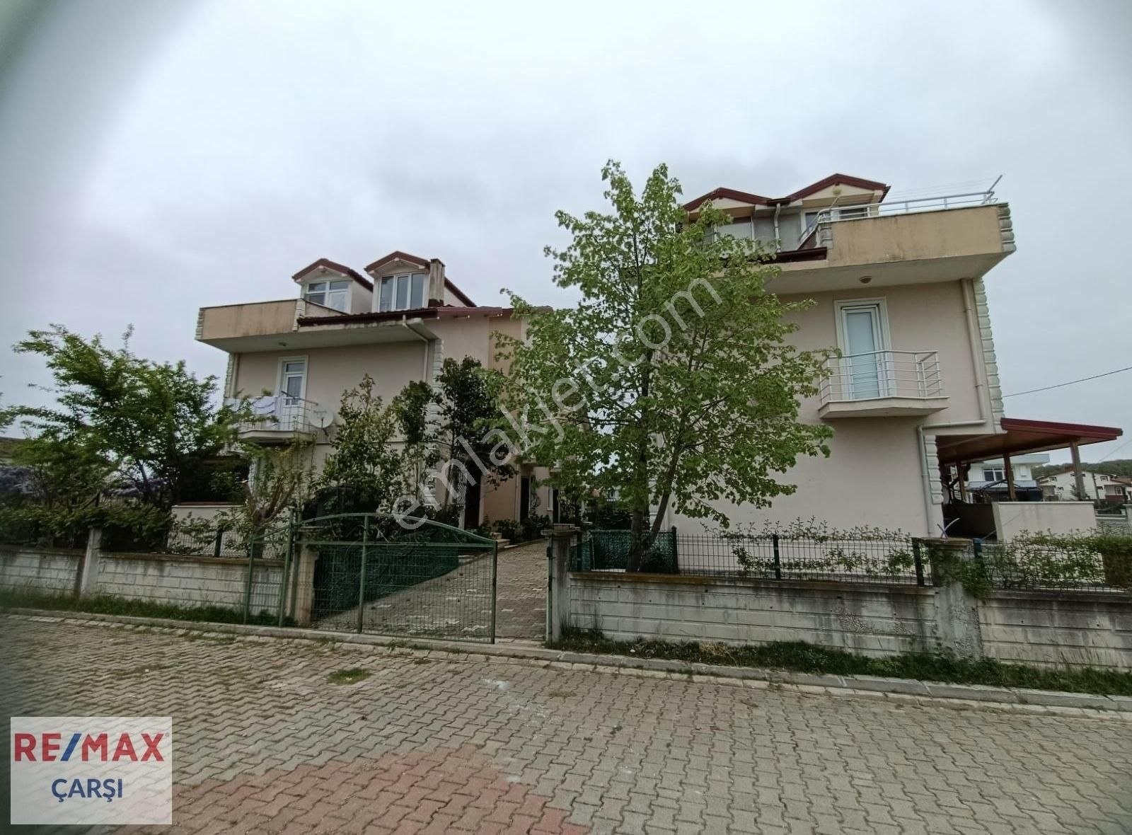 Remax Çarşı Güvencesiyle Kefkende Satılık Yazlık