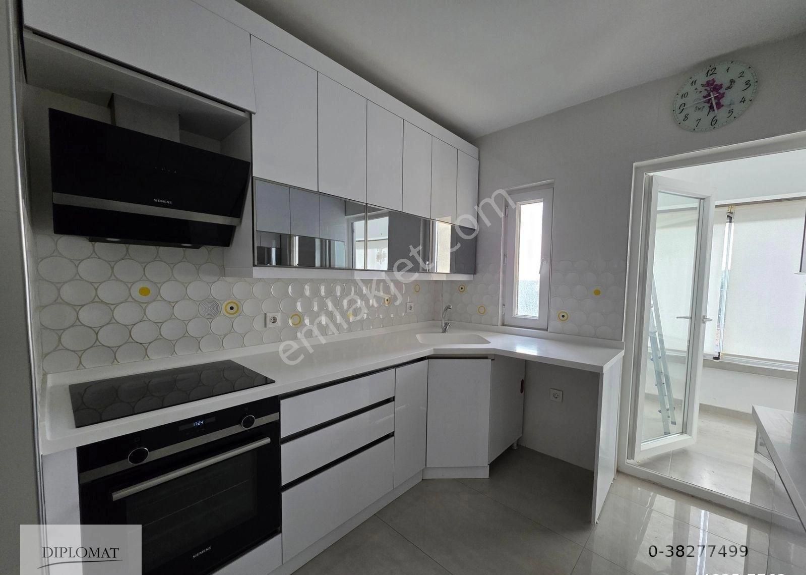 Oran Atatürk Sitesi / Mavi Çam Sitesinde; Bakımlı+manzaralı+a.otoparklı 3+1