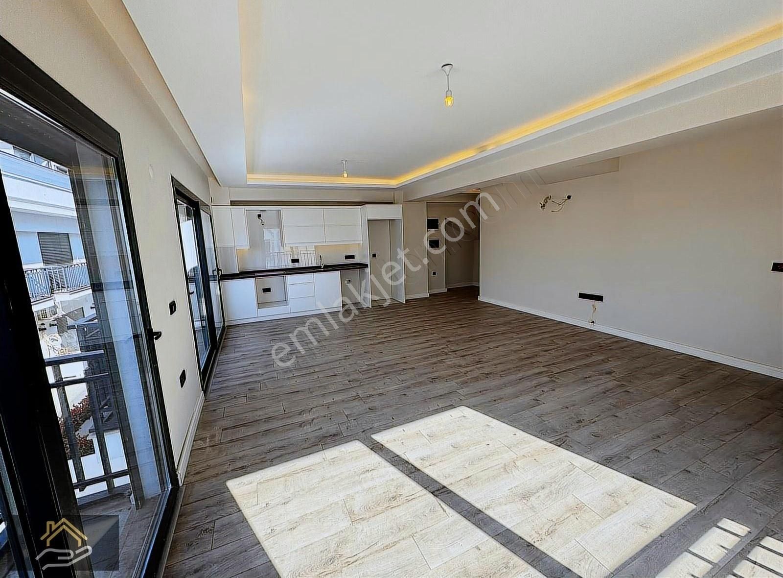 Karlık Gayrimenkulden Şehir Merkezinde Satılık 2+1 Daire - Görsel 16