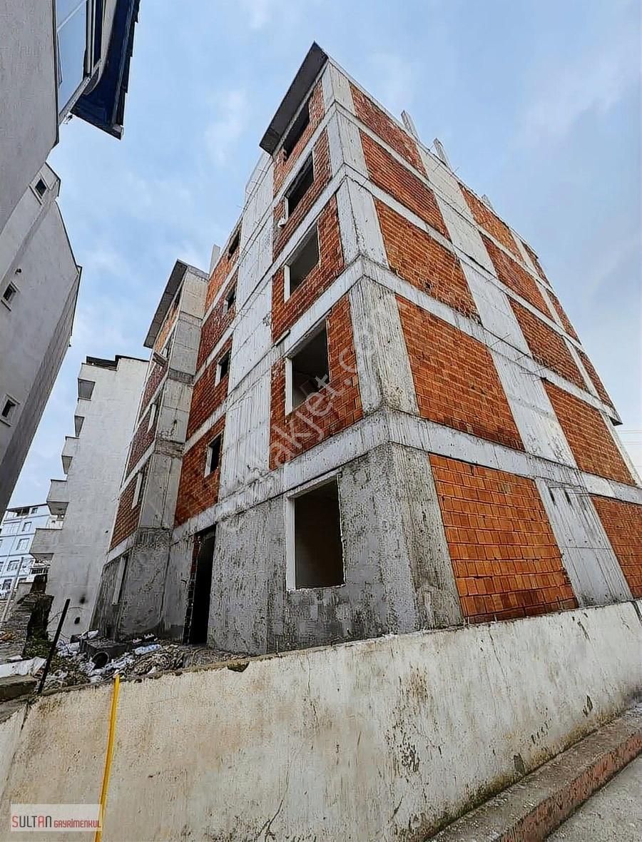 Gebze Köşklüçeşme Mahallesi Osmangazi Okuluna Yakın 2+1 Orta Kat