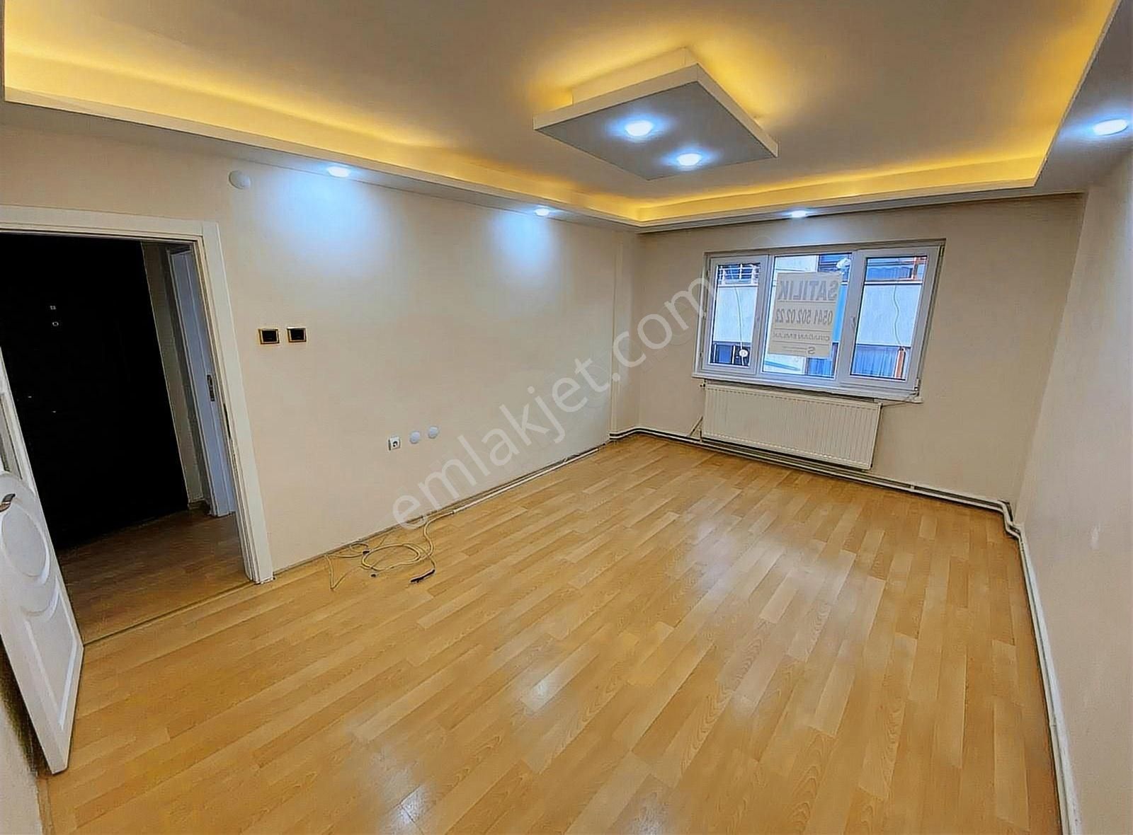 Çırağan Emlak'tan İhsaniye Mh Ana Cadde Yakını Bakımlı 2+1 Daire