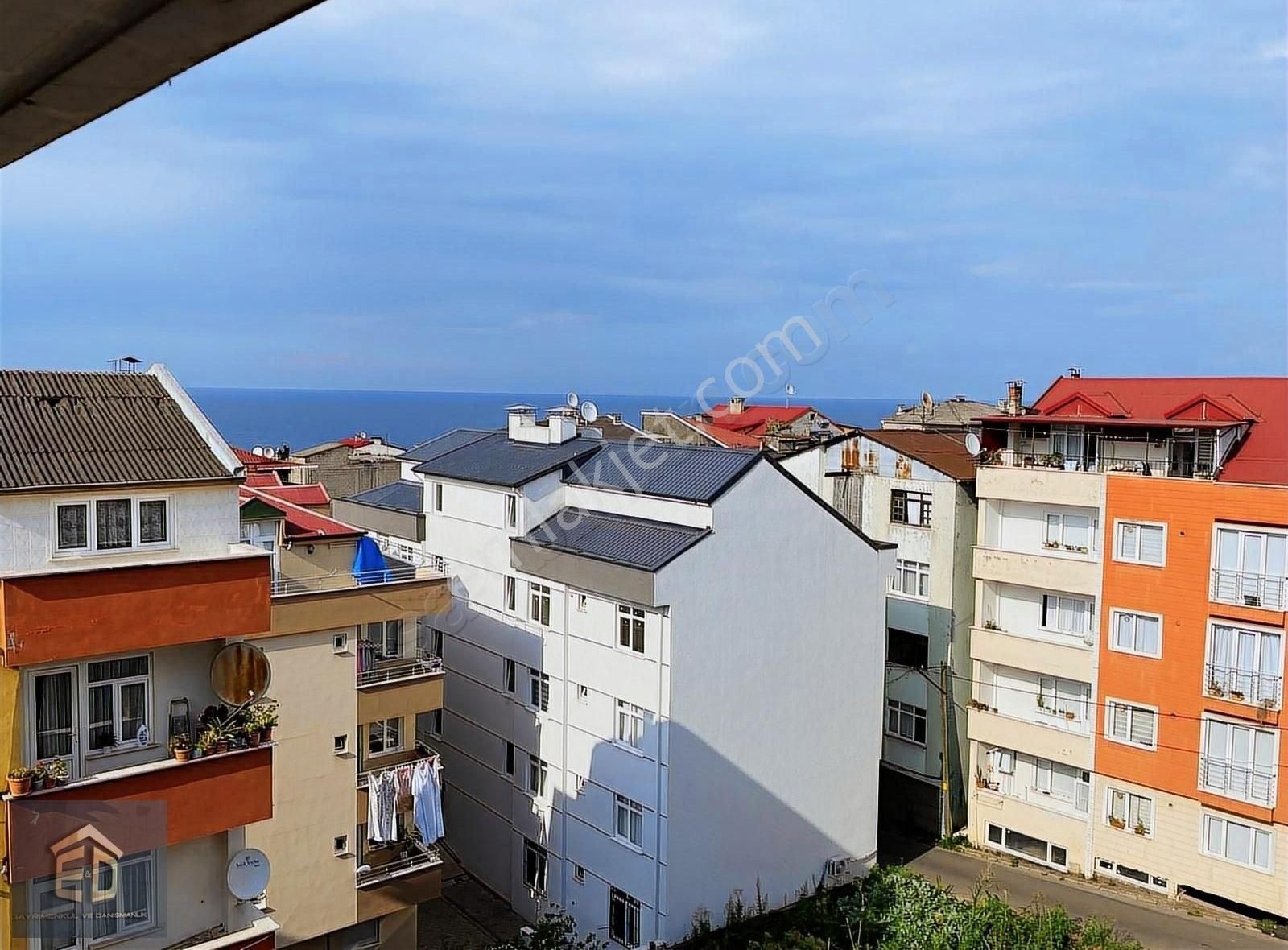 Trabzon Pelitli'de Satılık 3+1 Doğalgazlı Daire