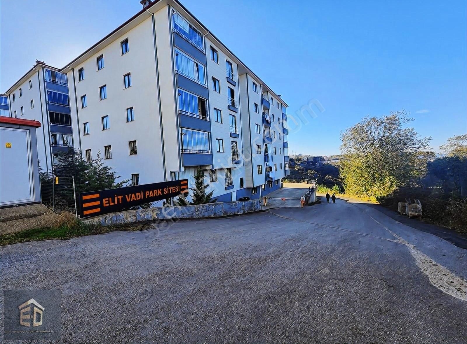 E&d Gayrimenkul'den Trabzon Pelitli'de Kiralık 3+1 Daire