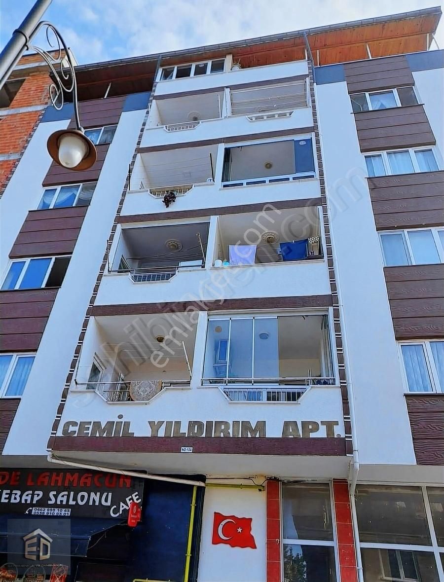 Trabzon Yomra Merkezde Satılık 3+1 Doğalgazlı Daire