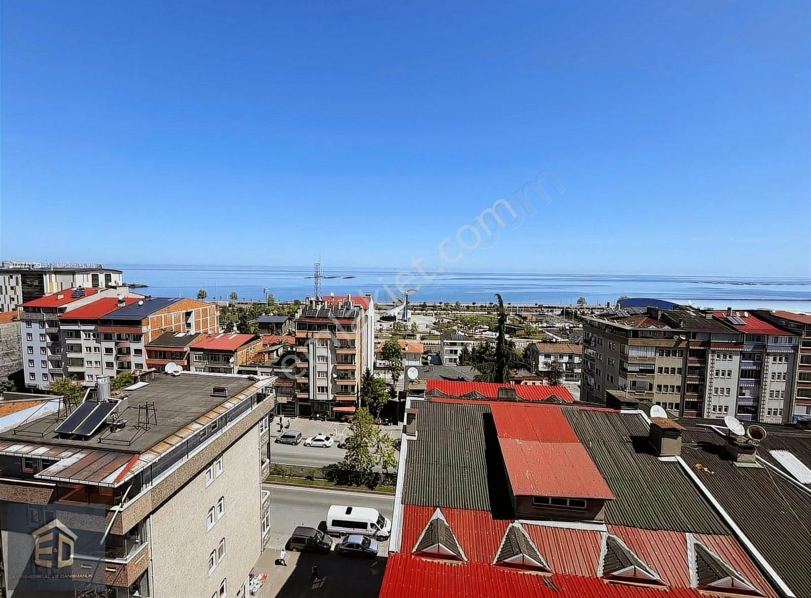 Yomra Sancak Mahallesinde Kiralık 3+1 Doğalgazlı Daire