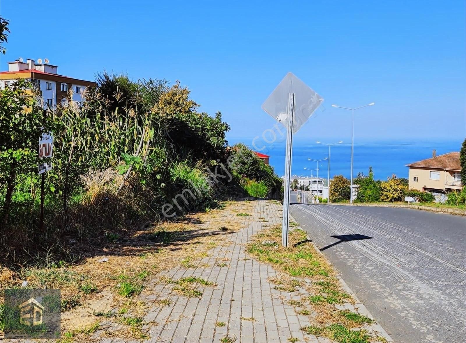Trabzon Pelitli'de Mükemmel Konumda Satılık 300 M² İmarlı Arsa