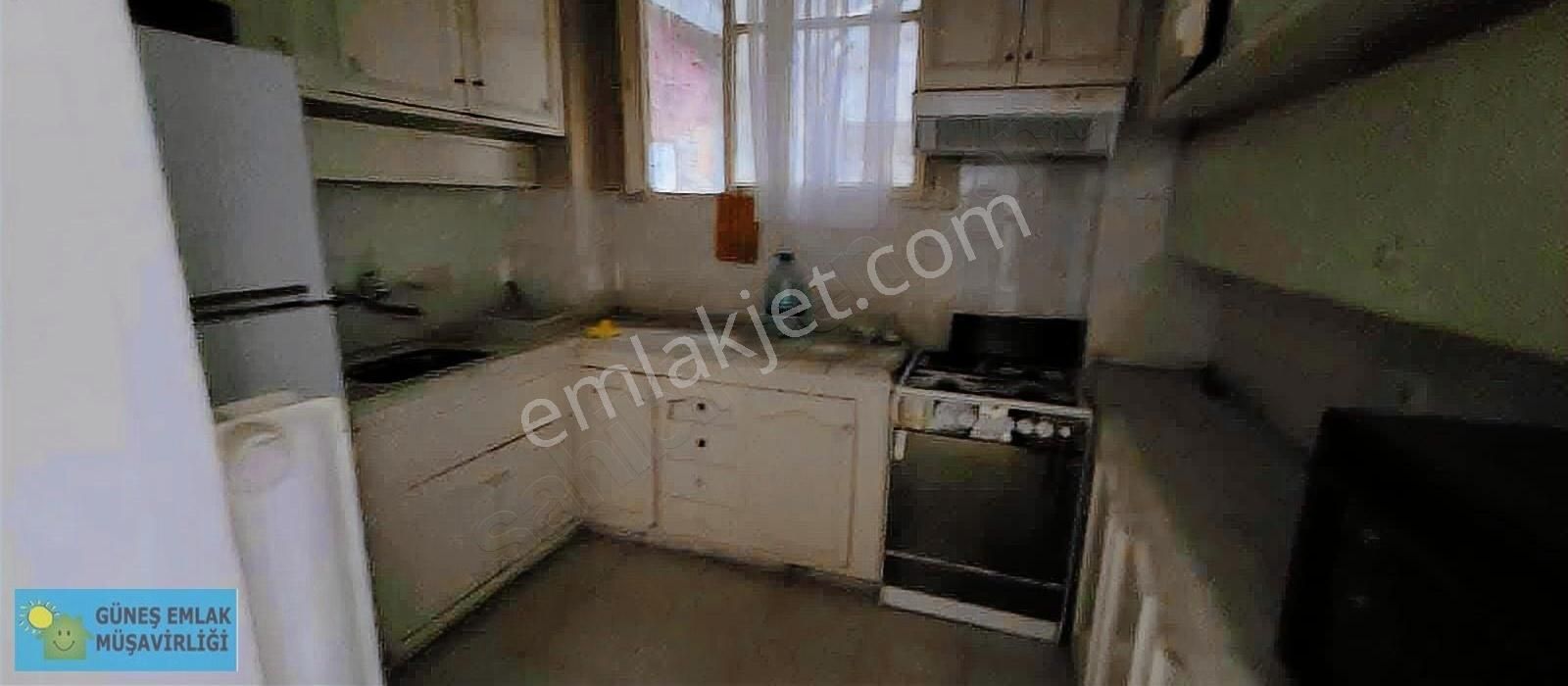 Şaireşref Bulvarında 160m2kiralık Daire Veya Muyahane