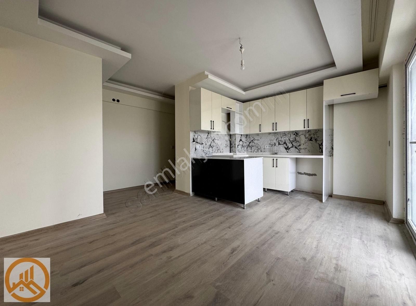 Üstündağ^dan_katta_lüx_yapılı_çift_balkonlu_fırsat_2+1_kiralık