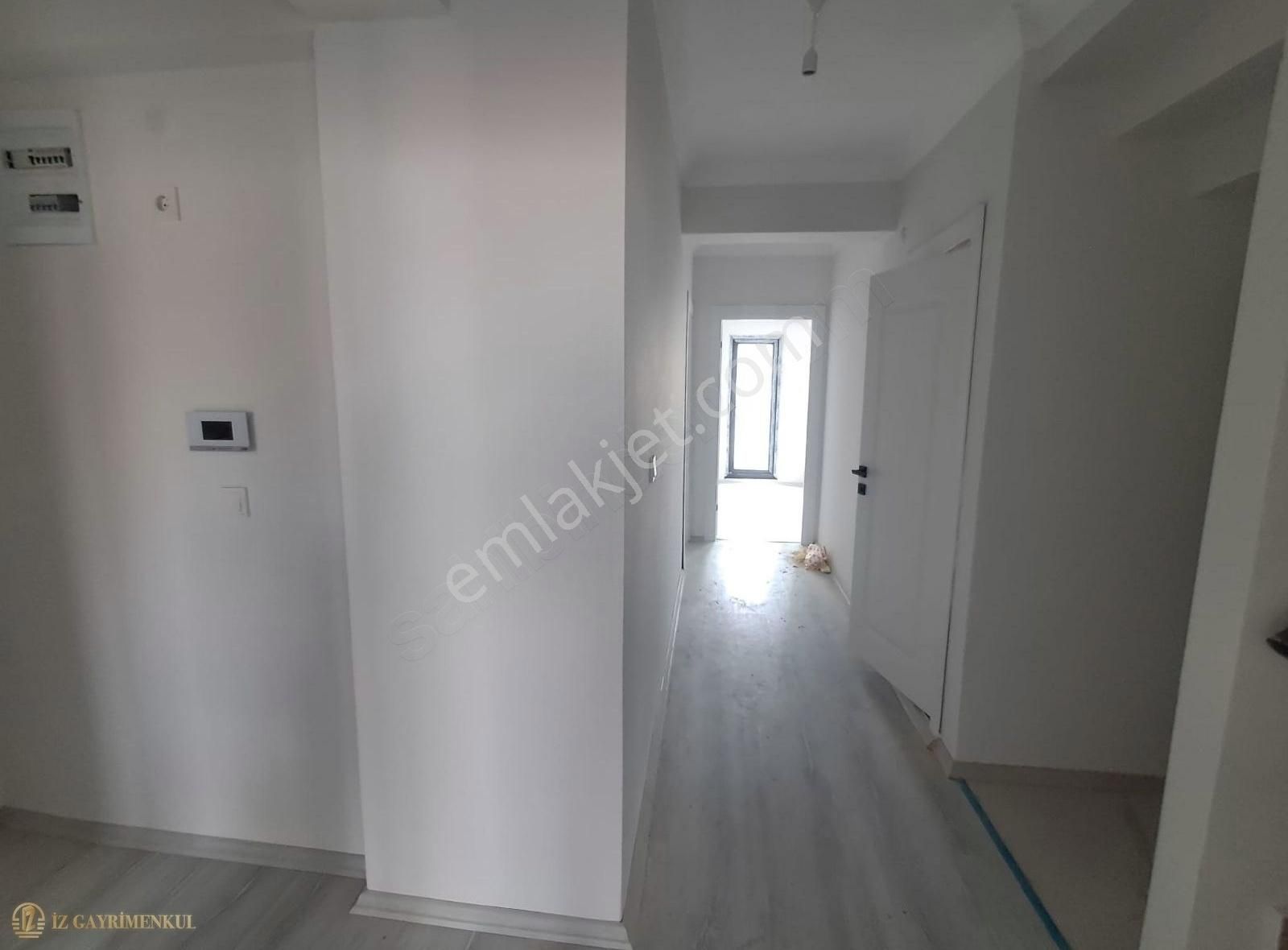 Barbaros Plaj Mevki Kısmi Boğaz Manzaralı Dubleks Daire