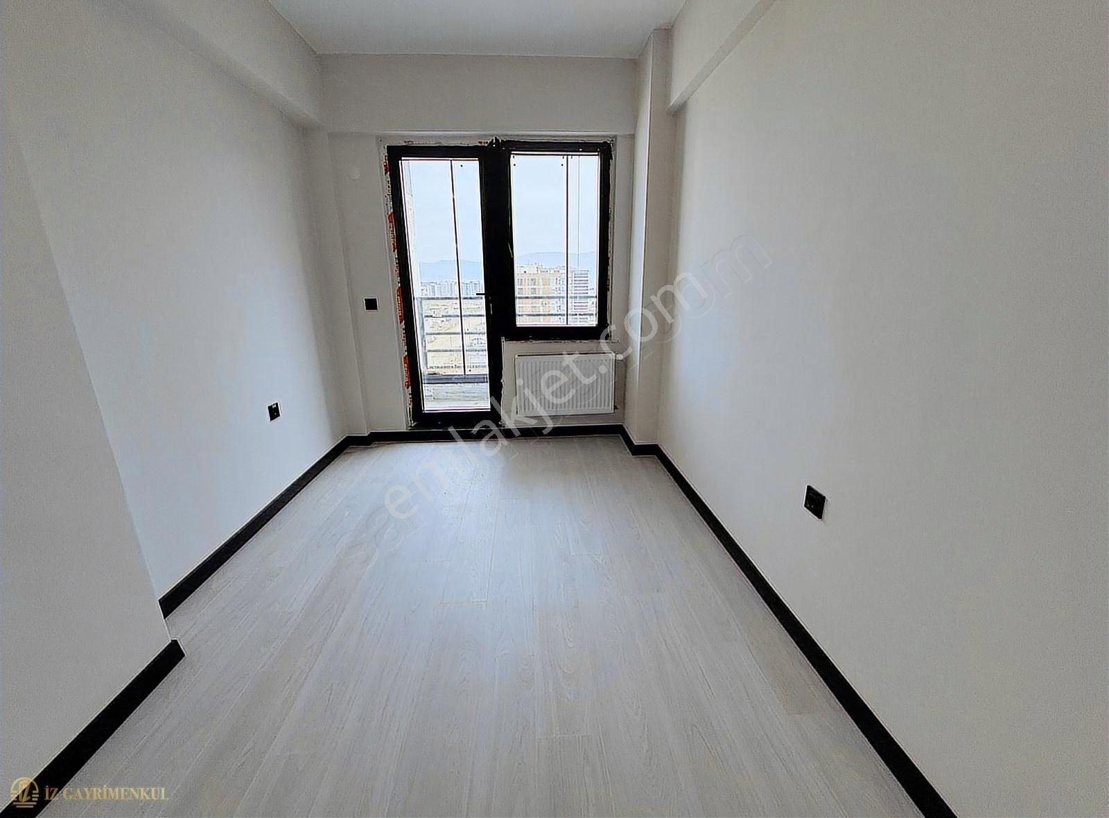 Çanakkale Kale Konfor Sitesinde Kapalı Mutfak Satılık 3+1 Daire - Görsel 4