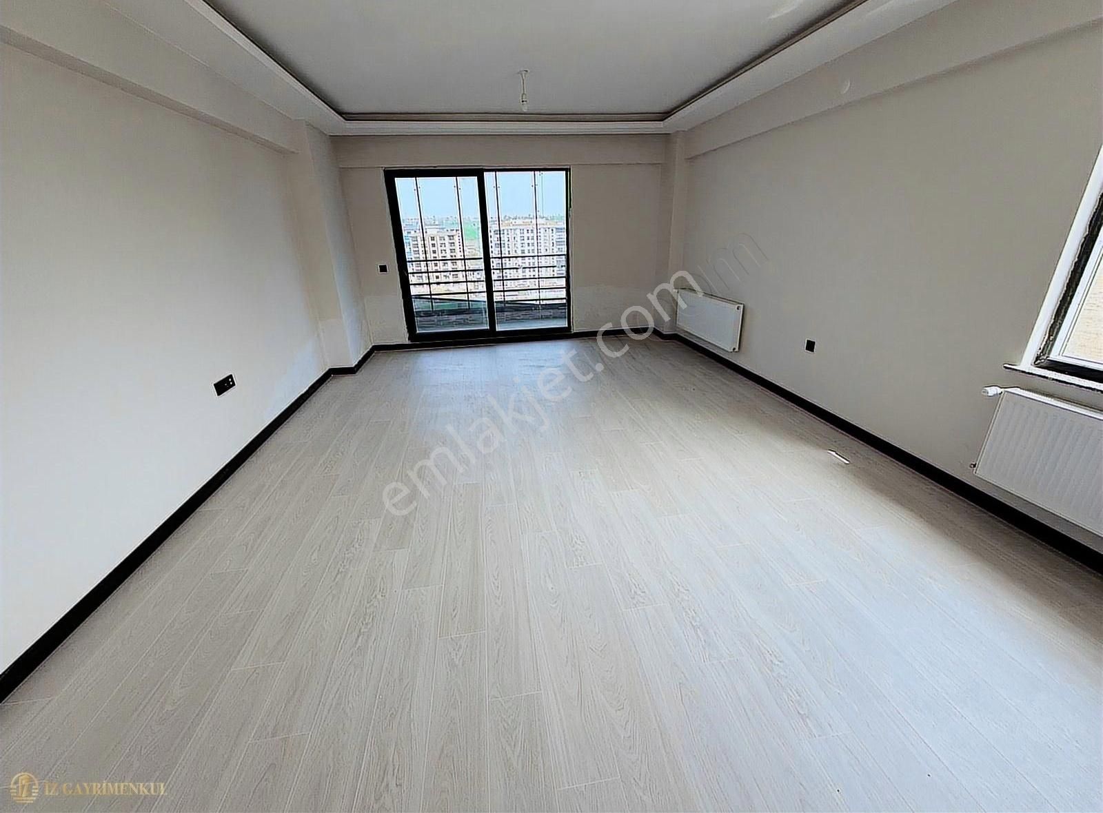 Çanakkale Kale Konfor Sitesinde Kapalı Mutfak Satılık 3+1 Daire - Görsel 13