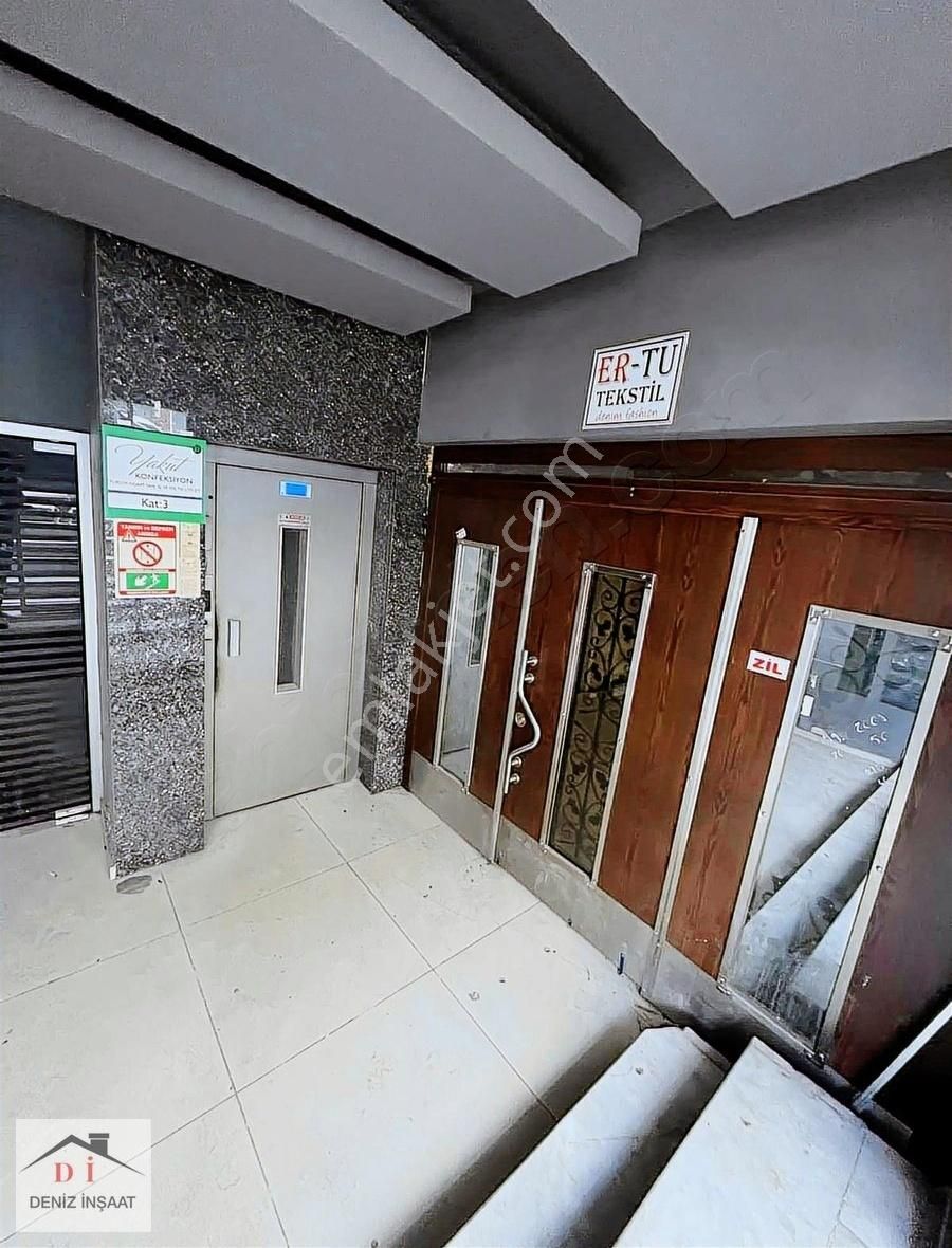 Deniz İnş. İş Hanında Kiralık Dükkan 1.000 M2 Okeyli