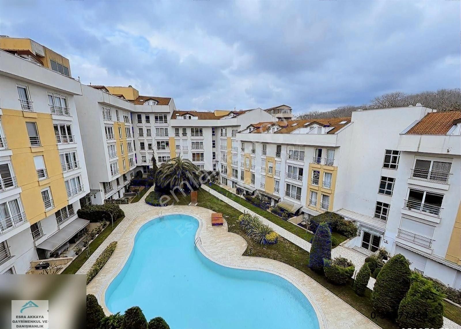 Havuz Manzaralı Satılık 1+1 Residence Daire