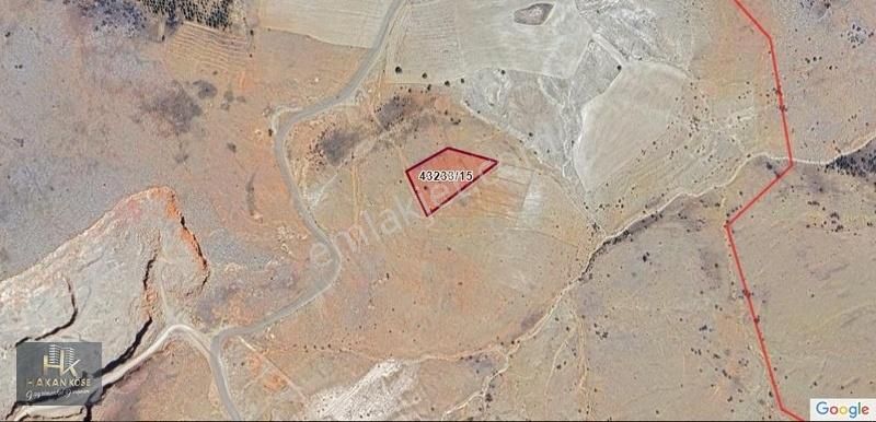 Hakan Köse'den Beyşehir Yolu Ve Toki Arazisine Yakın 1791m2