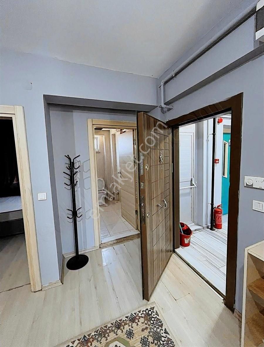 Atatürk Mahallesinde Full Eşyalı 1+1 Yüksek Kat Kiralık Daire