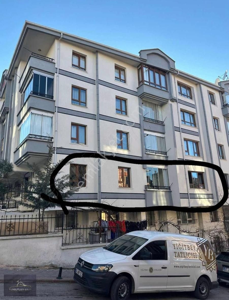 Turgutlar'dan Kuşcağızda Yüksek Giriş Cam Balkon 2+1..!