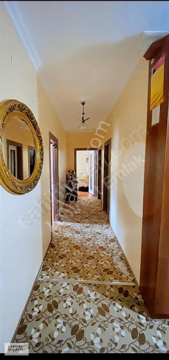Labirent Emlak'tan Kayakyolunda Acil Satılık 4+1 Daire